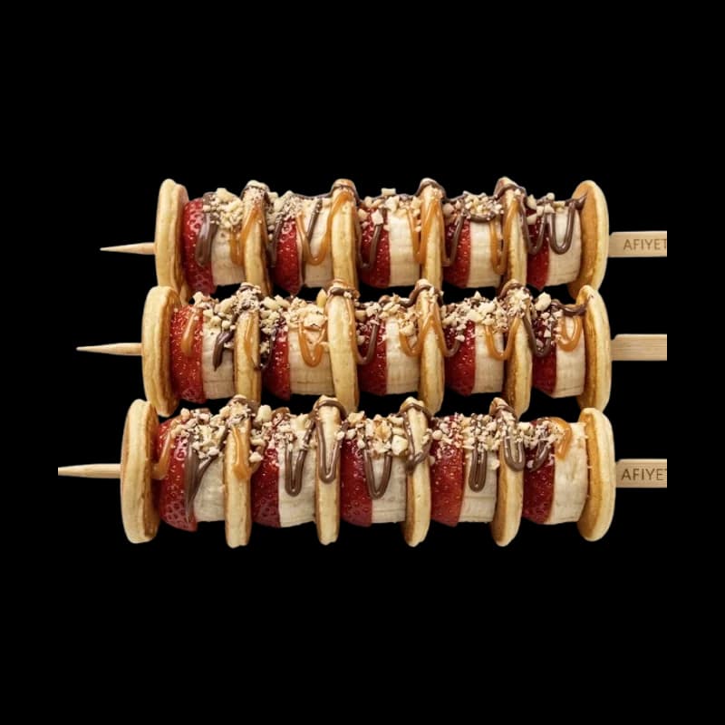 Brochettes de mini pancakes aux fruits et sauce chocolat