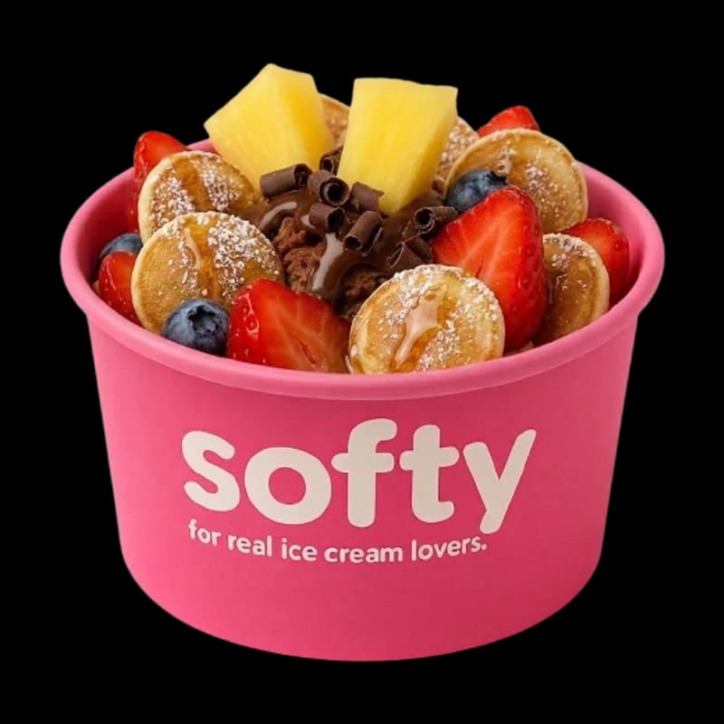 Box Softy garnie de mini pancakes et de fruits frais